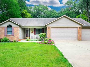 1821 Springhill Rd, Warsaw, IN 46580