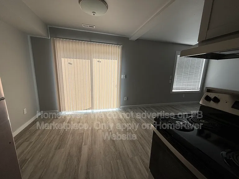519 W 5th St — Photo 7