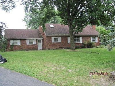 1st image of 85 Gibson Ct