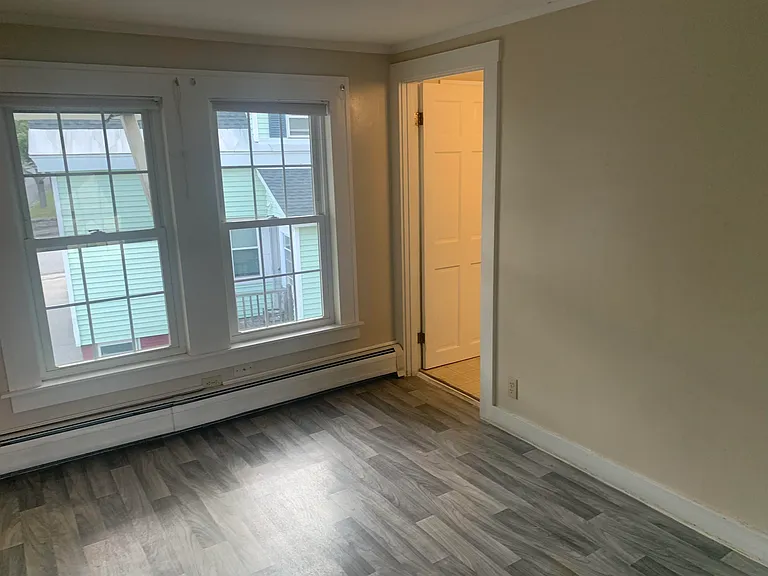 36 Union St — Photo 12