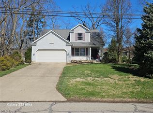 8603 Murray Rd, Valley View, OH 44125