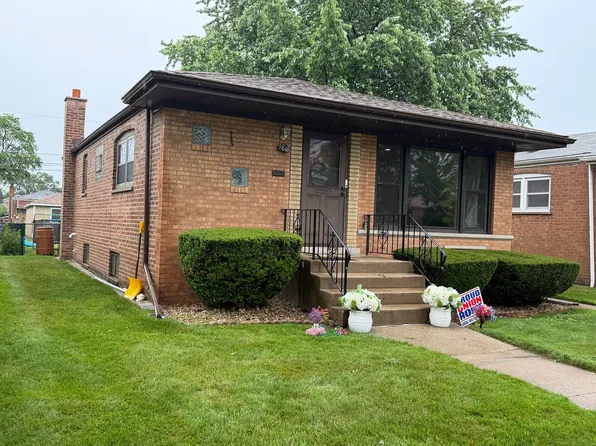 9848 S Muskegon Ave, Chicago, IL 60617