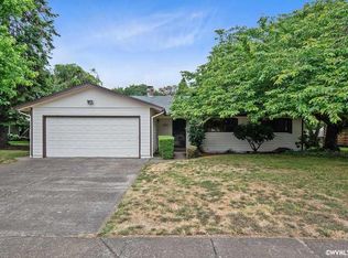 482 SE Walnut Ave, Dallas, OR 97338