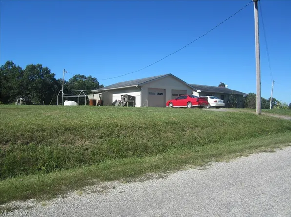2191 Hoover Rd, Waterford, OH 45786