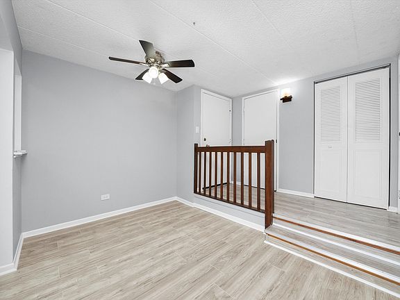3rd image of 60 Pier Dr APT 202