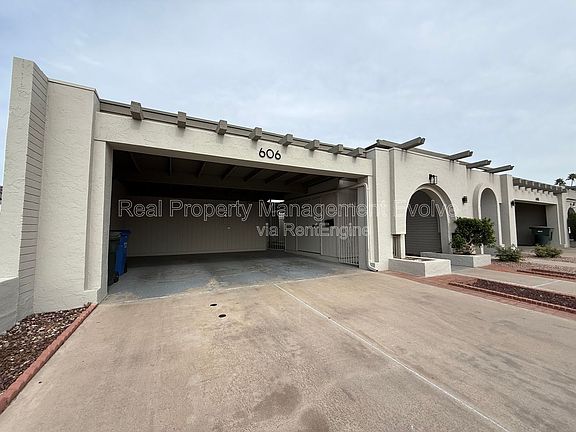 2nd image of 606 E Royal Palm Sq N