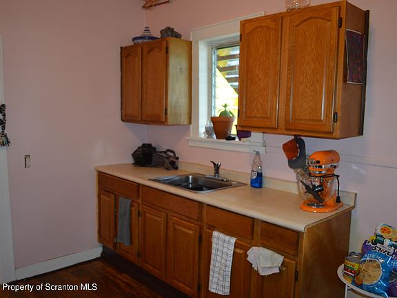 3rd image of 107 N 109 Filmore Ave