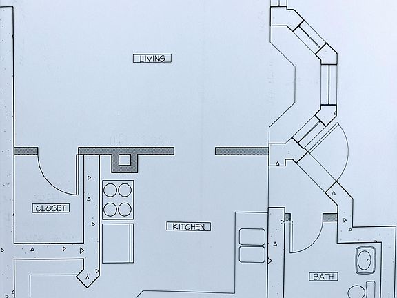 Layout of space. This studio apt is approximately 416 sq ft.