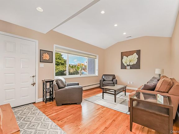 4th image of 65 Graham Street