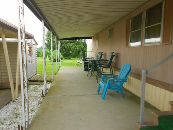 4th image of 5472 Cartwright Ln E