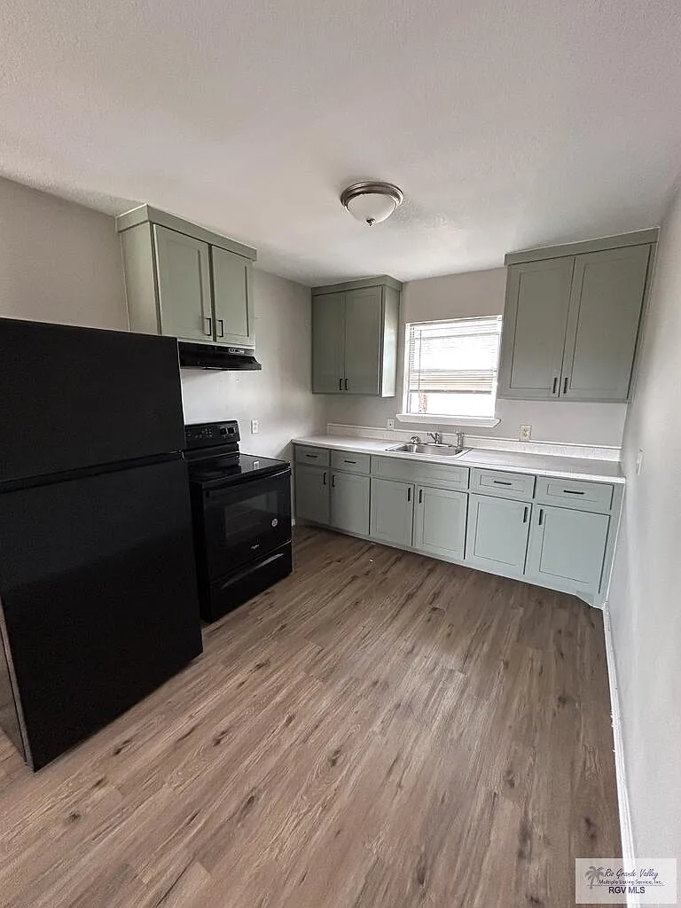 2 bed, 1.0 bath, 800 sqft, $875 — Photo 4