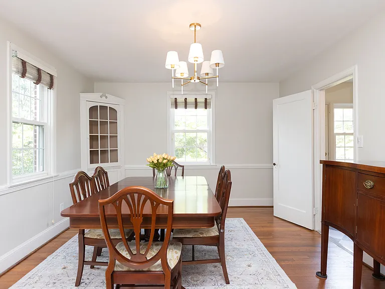 138 Murdock Rd — Photo 10