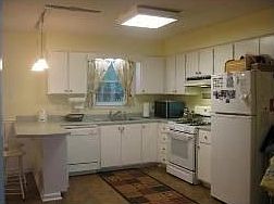2nd image of 108 Monica Blvd