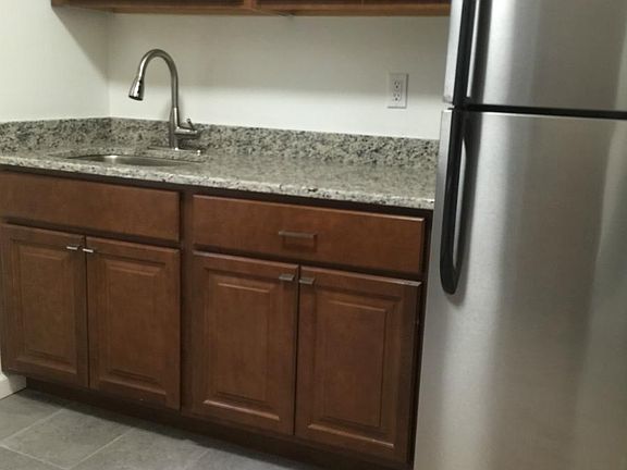 2nd image of 4706 46th St APT D1
