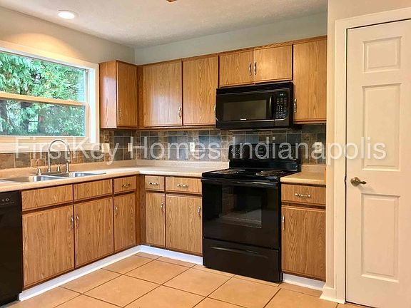 2nd image of 8124 Pocket Hollow Ct