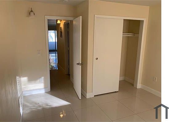 4th image of 1511 NE 117th St APT 2