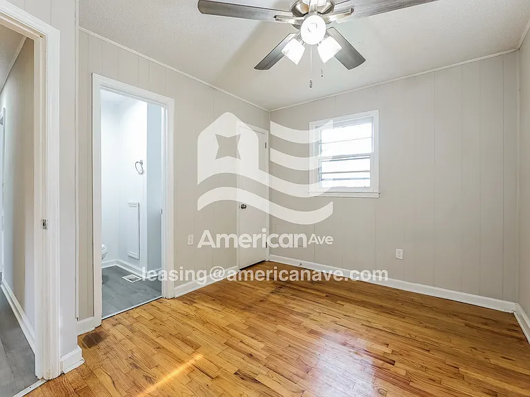 917837_009_main_bedroom_13743136.jpg