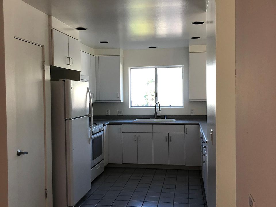 1st image of 233 Market St #79ghf73pk