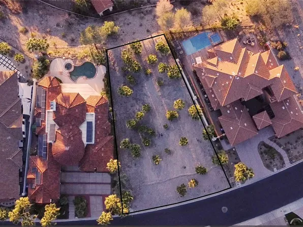 17 Grand Miramar Dr, Henderson, NV 89011