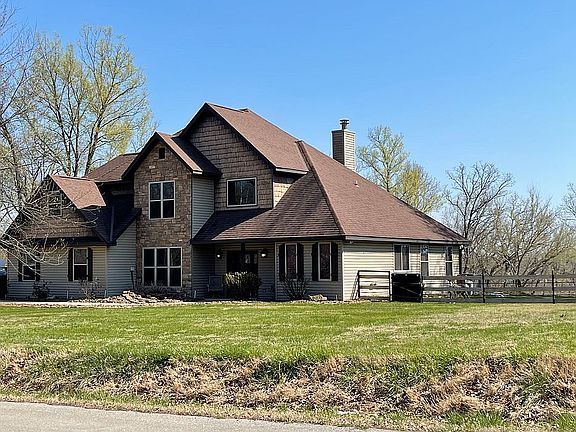 Steel and Wood Fenced Yard