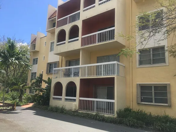 7840 Camino Real #P-306, Miami, FL 33143