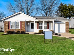 240 Barkwood Trails Dr, Saint Peters, MO