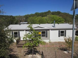 191 Derek Rd S, Kerrville, TX 78028