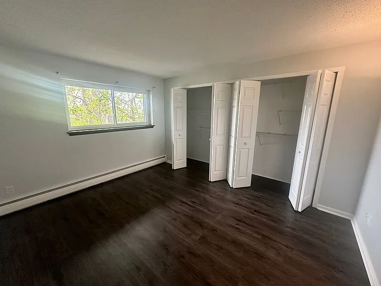 380 Ramsey St — Photo 14