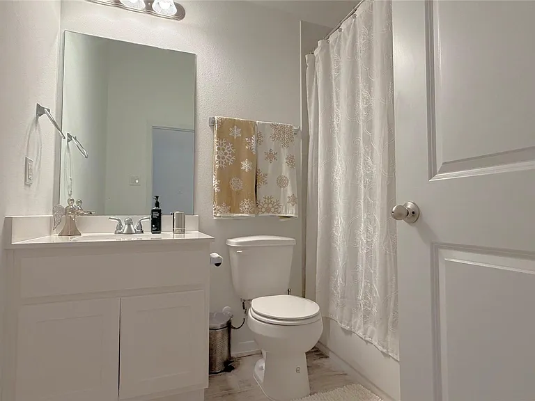 13701 Ronald Reagan Blvd #1 — Photo 11