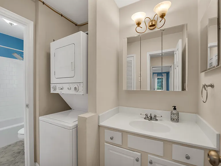 1101 Collier Rd NW #U1 — Photo 9