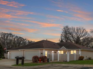 3325 Leisure Ct NW, Rochester, MN 55901