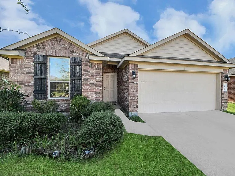 5410 Dovetail Arbor Trce — Photo 2