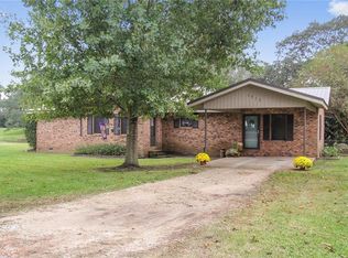 1062 Bayou Rd, Cheneyville, LA 71325