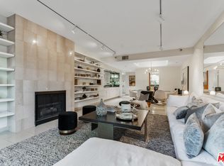 410 S Barrington Ave APT 106, Los Angeles, CA 90049