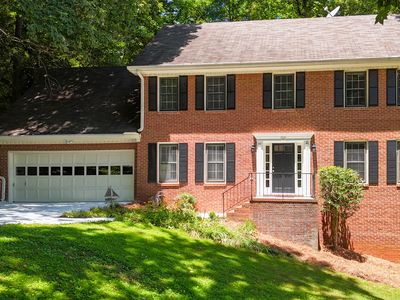 1527 Ridgewood Dr SW, Lilburn, GA, 30047