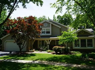 16358 Peppermill Dr, Chesterfield, MO 63005
