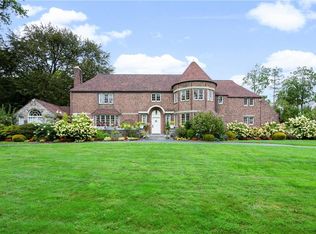 37 Penn Blvd, Scarsdale, NY 10583