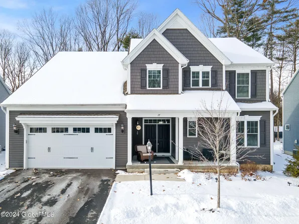 27 Julians Way, Saratoga Springs, NY 12866
