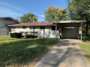 2006 SW 71st Ter, Topeka, KS 66619