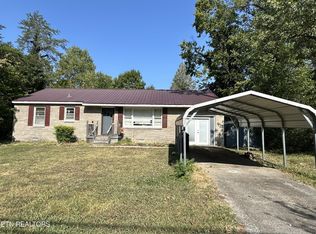 415 W Ridgecrest Dr, Kingston, TN 37763