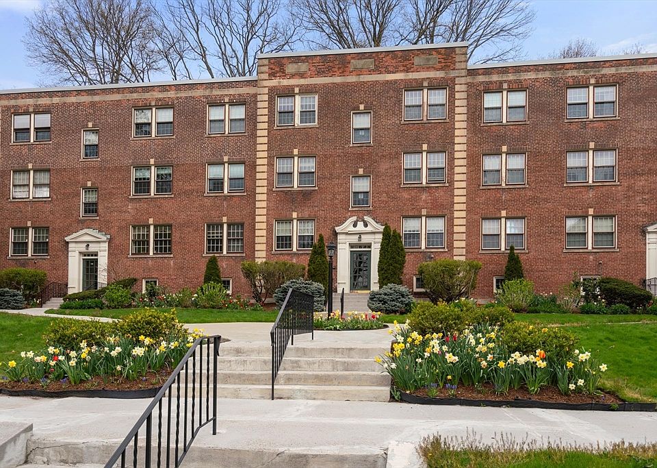 1st image of 1500 Beacon St APT 4