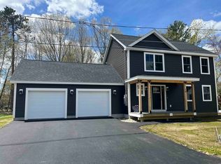 10 Coleman St, Rochester, NH 03867