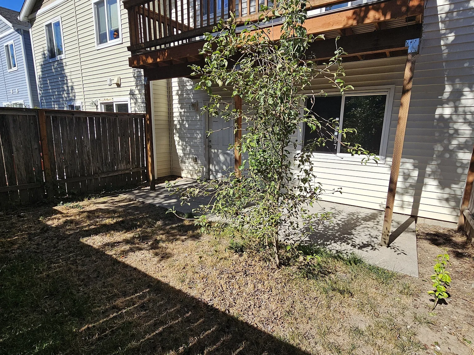 Brown - 1817 NE 88th Cir - 1 — Photo 2