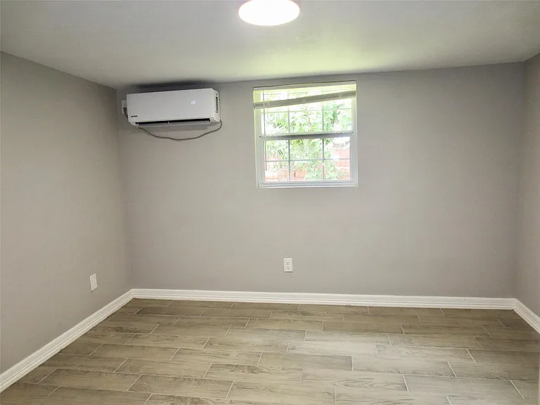 2204 Parker Rd #B — Photo 2