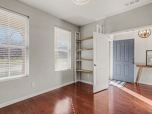 5th image of 4976 Napoli Dr