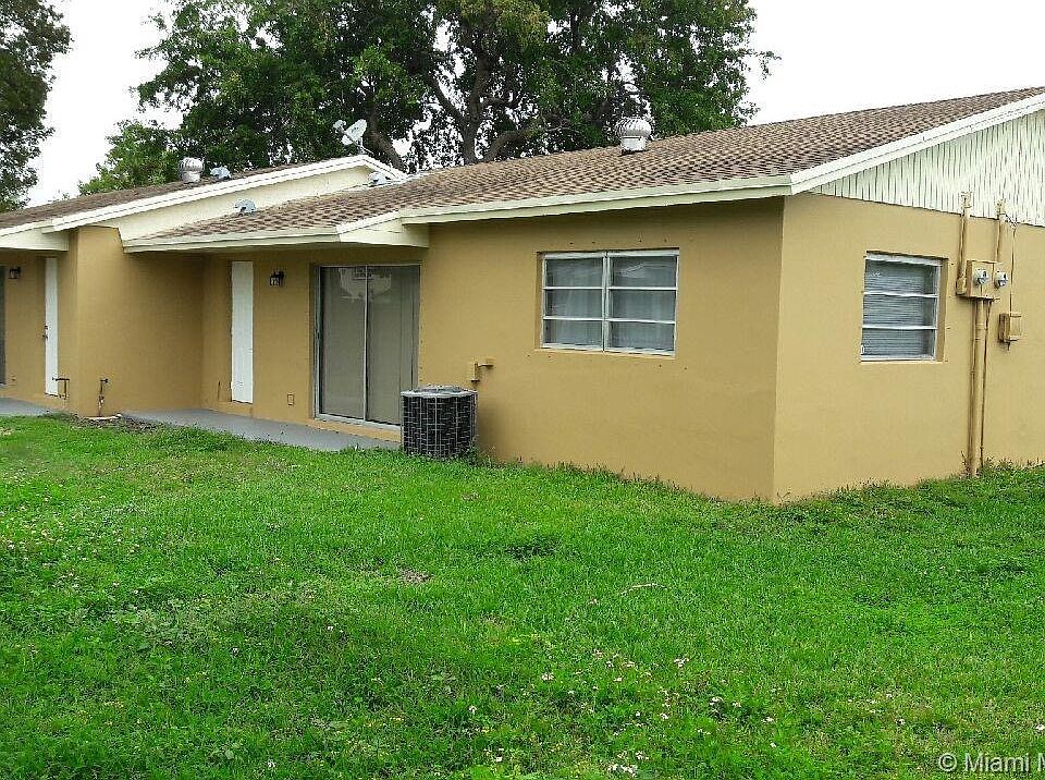 2nd image of 19361 SW 103rd Ct
