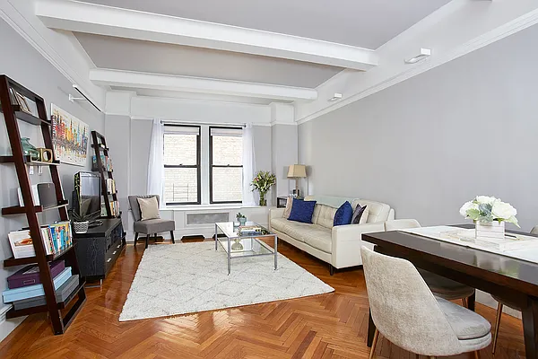 Sold by Compass | media 1