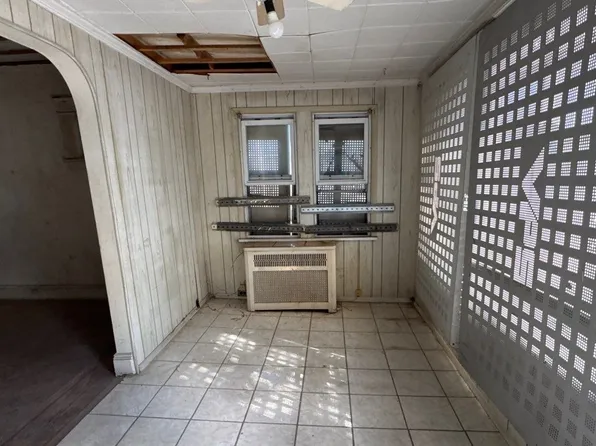 176-43 120th Avenue image 5 of 10