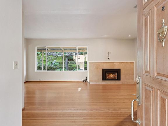 5th image of 561 Olive Avenue