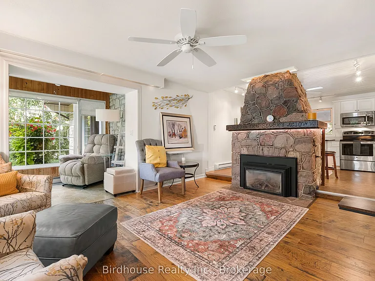 99 Riverside Dr — Photo 17